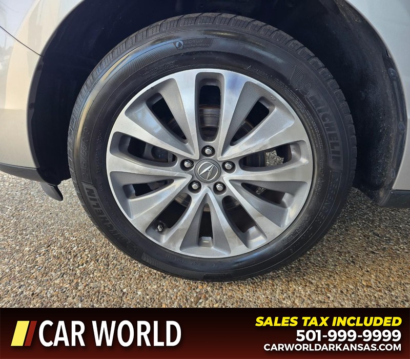 Acura MDX Vehicle Full-screen Gallery Image 6