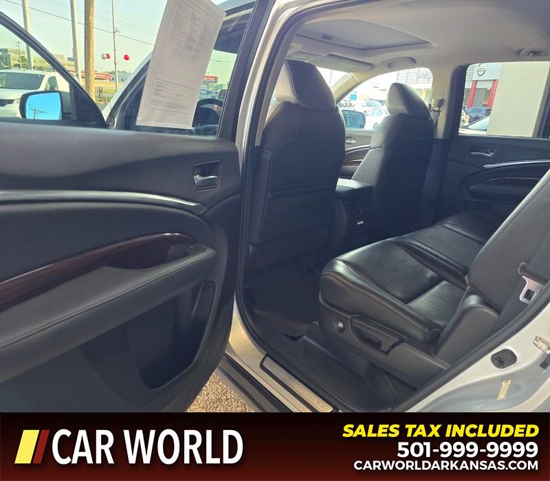 Acura MDX Vehicle Full-screen Gallery Image 9