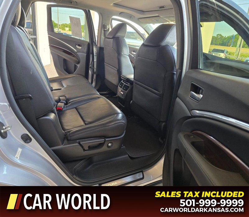 Acura MDX Vehicle Full-screen Gallery Image 13