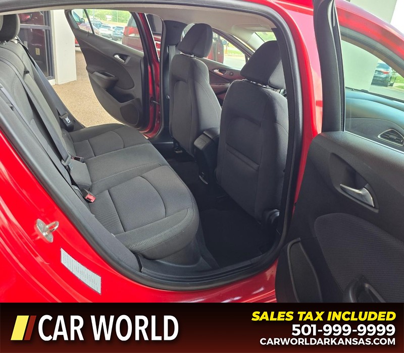Chevrolet Cruze Vehicle Full-screen Gallery Image 12