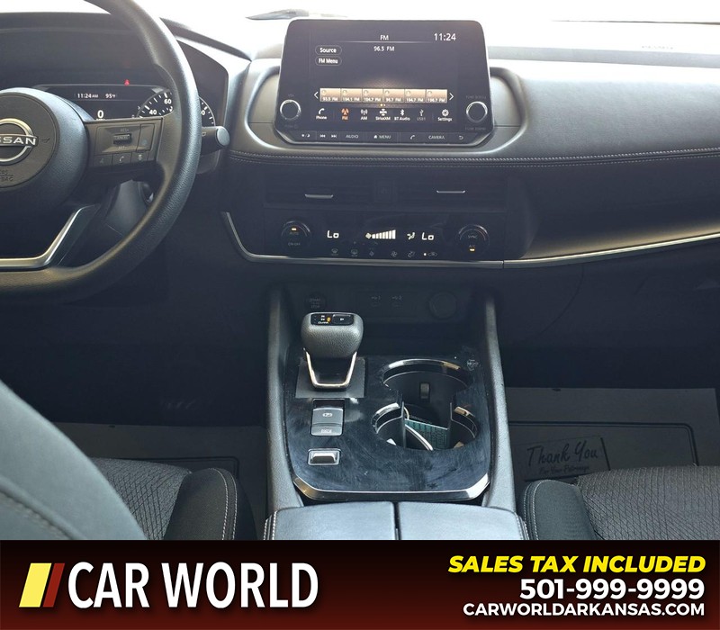Nissan Rogue Vehicle Full-screen Gallery Image 18