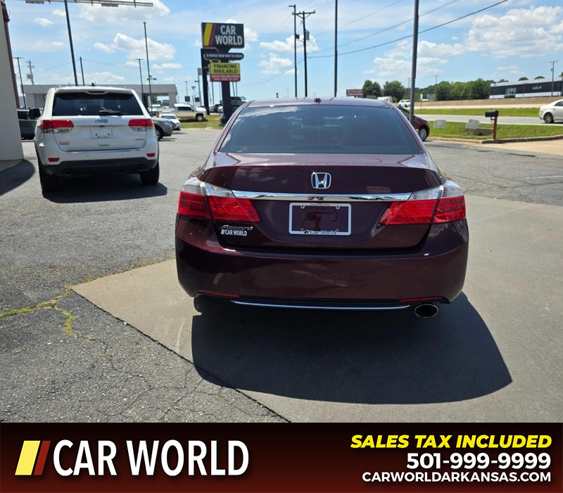 Honda Accord Sedan Vehicle Full-screen Gallery Image 5