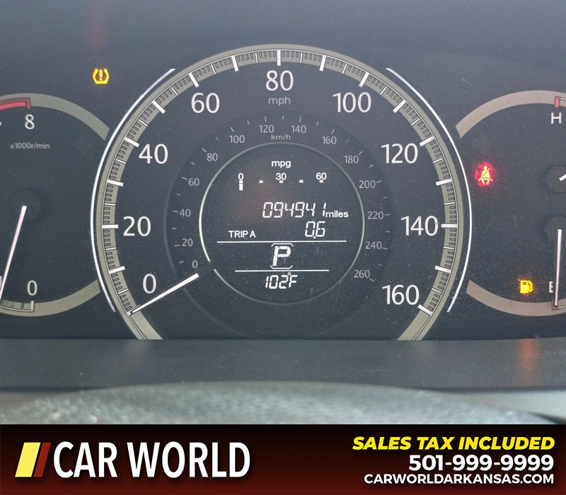 Honda Accord Sedan Vehicle Full-screen Gallery Image 15