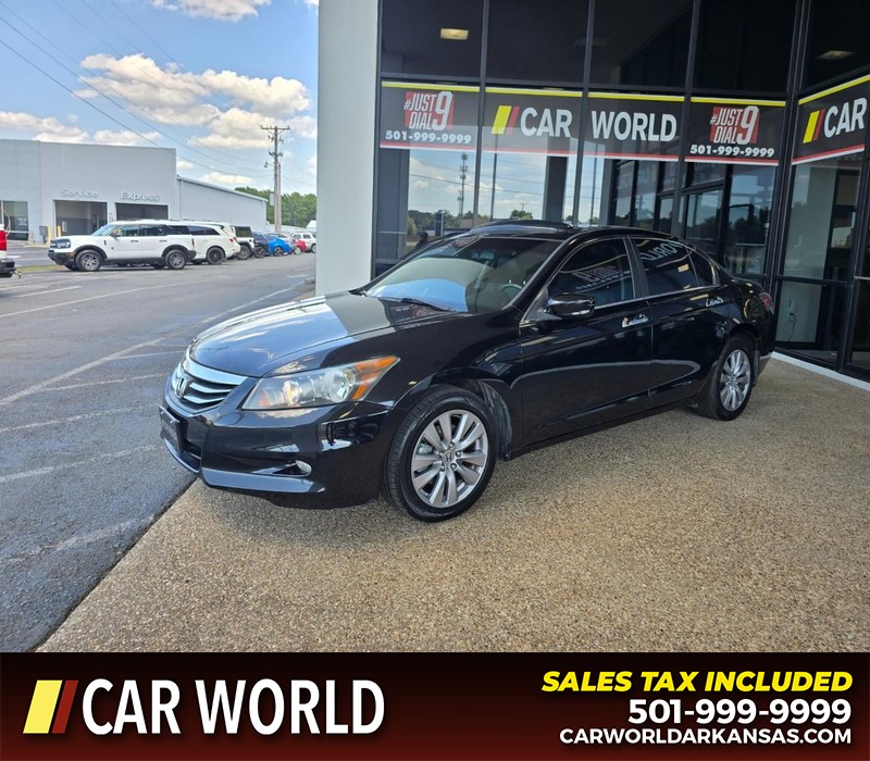 Honda Accord Sedan Vehicle Full-screen Gallery Image 3