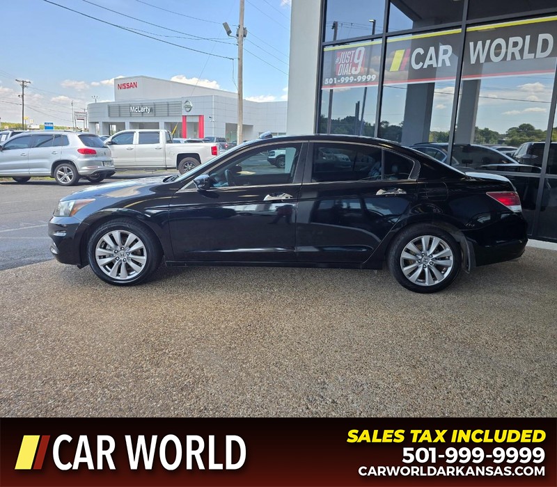 Honda Accord Sedan Vehicle Full-screen Gallery Image 4