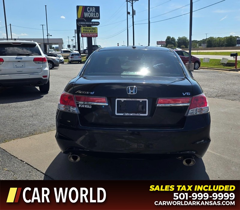 Honda Accord Sedan Vehicle Full-screen Gallery Image 5