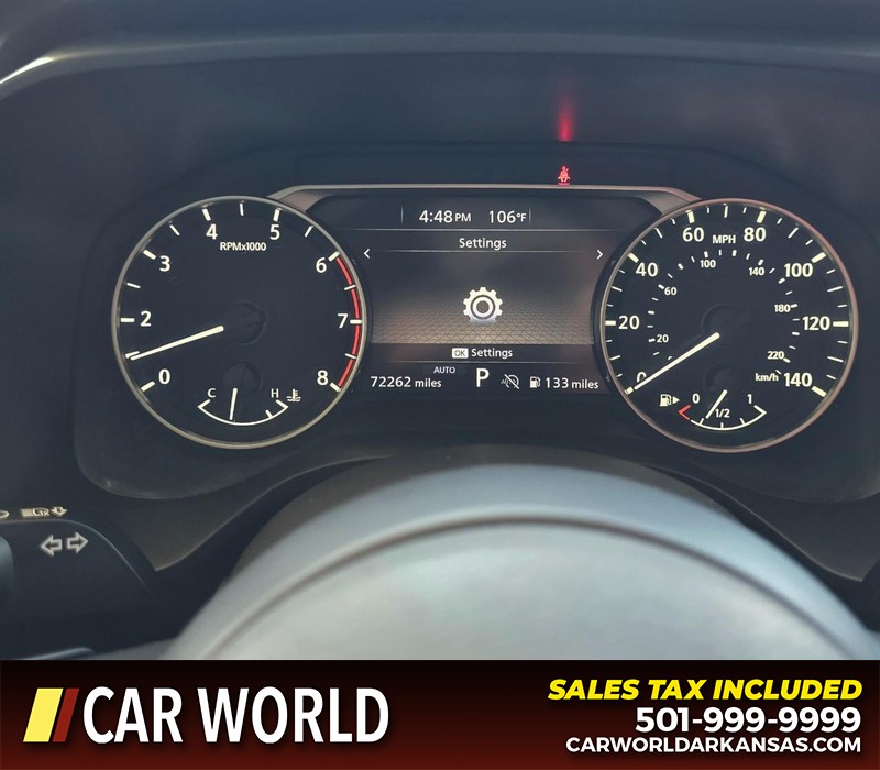 Nissan Rogue Vehicle Full-screen Gallery Image 17