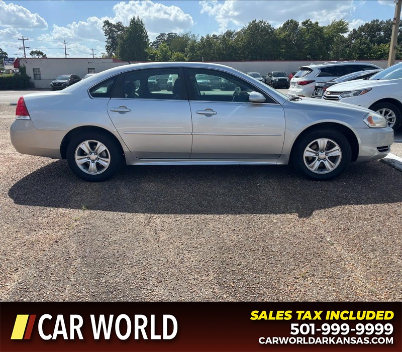 Chevrolet Impala Limited Vehicle Full-screen Gallery Image 2
