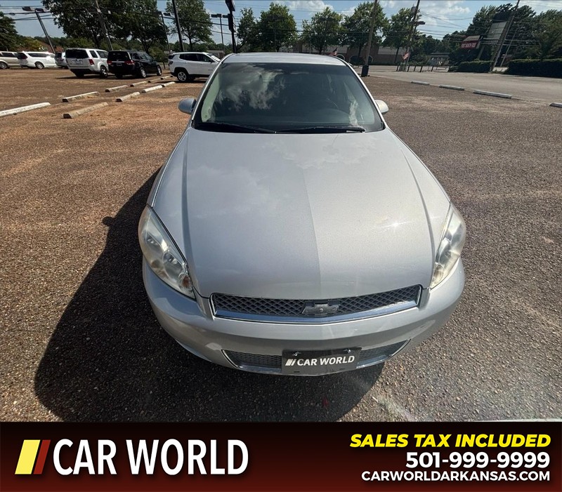 Chevrolet Impala Limited Vehicle Full-screen Gallery Image 10