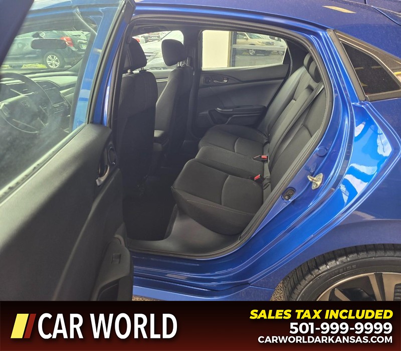 Honda Civic Hatchback Vehicle Full-screen Gallery Image 9