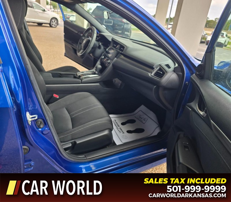 Honda Civic Hatchback Vehicle Full-screen Gallery Image 10