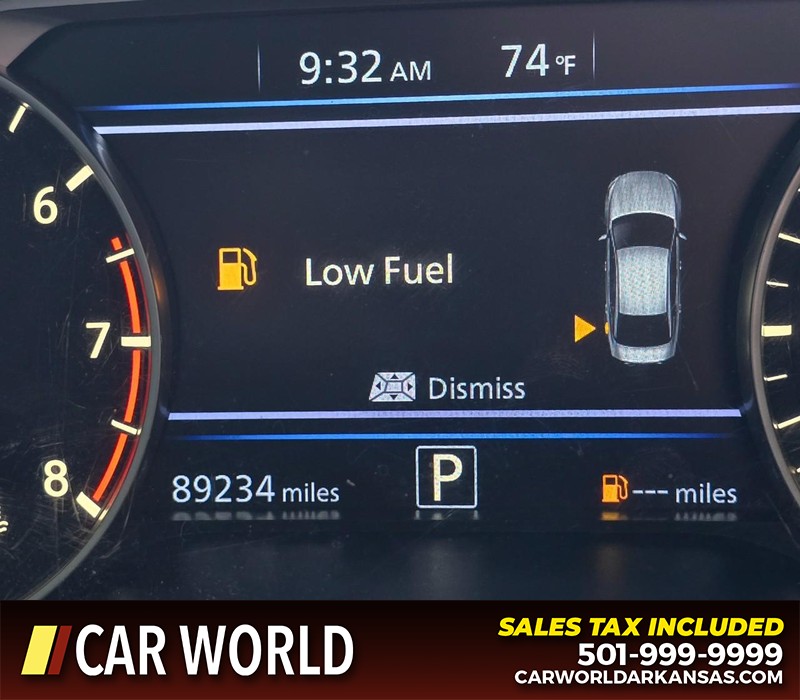 Nissan Altima Vehicle Full-screen Gallery Image 16