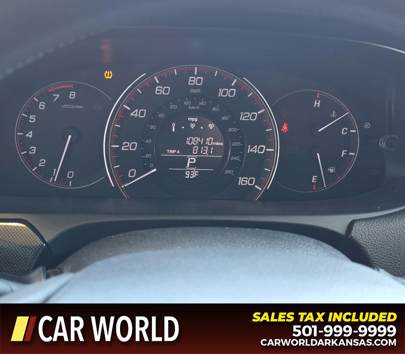 Honda Accord Sedan Vehicle Full-screen Gallery Image 15