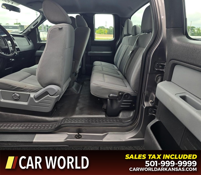 Ford F-150 Vehicle Full-screen Gallery Image 11