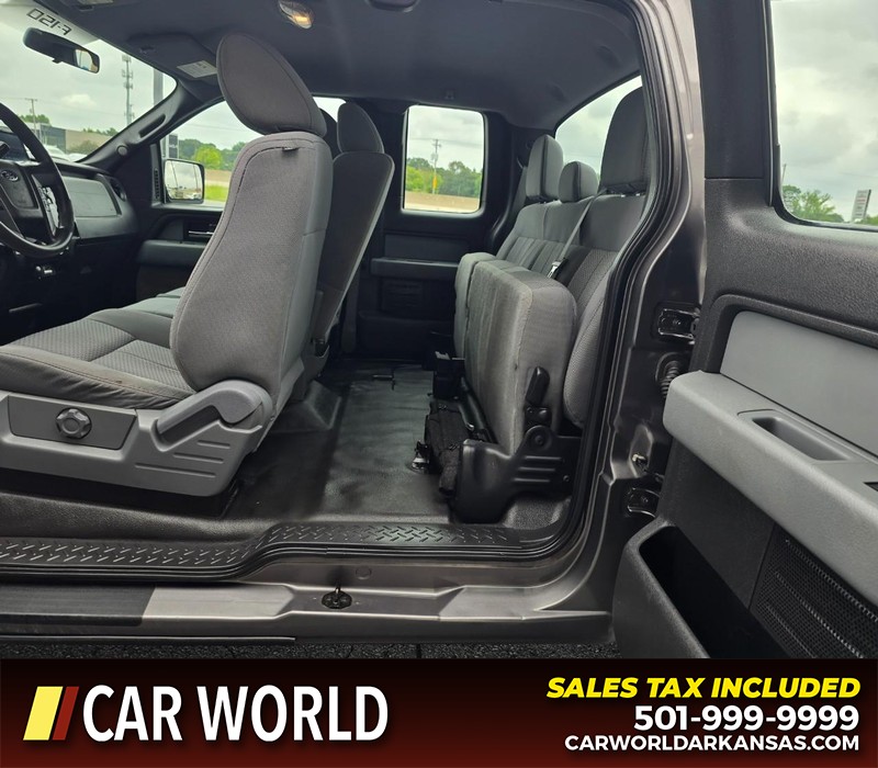 Ford F-150 Vehicle Full-screen Gallery Image 12