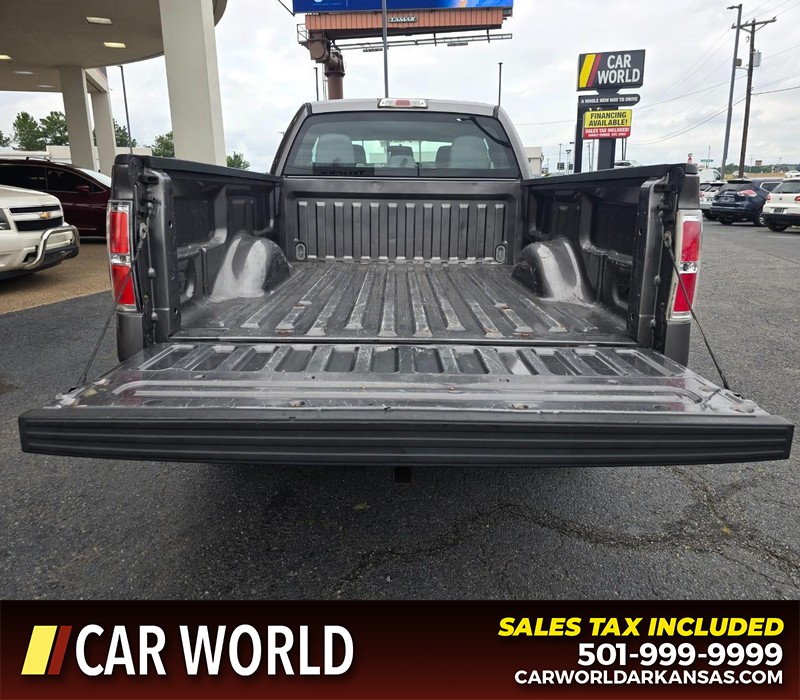Ford F-150 Vehicle Full-screen Gallery Image 13