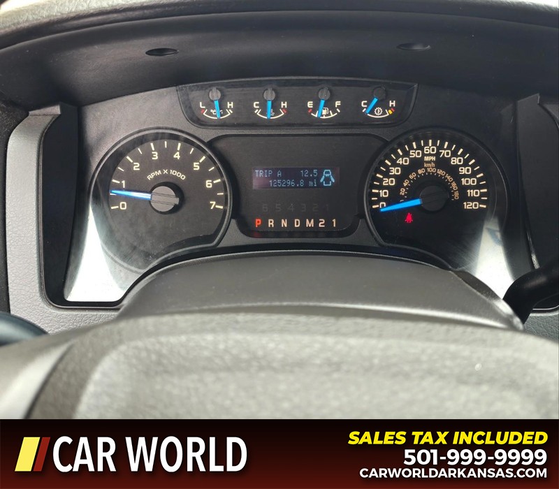 Ford F-150 Vehicle Full-screen Gallery Image 16