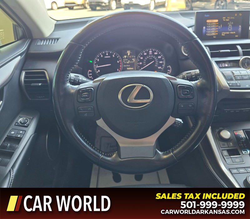 Lexus NX Vehicle Full-screen Gallery Image 15