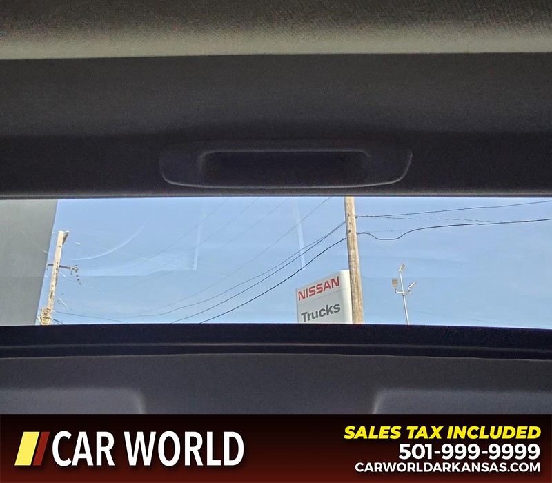 Lexus NX Vehicle Full-screen Gallery Image 19