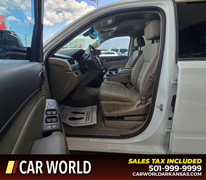 GMC Yukon XL Vehicle Full-screen Gallery Image 8