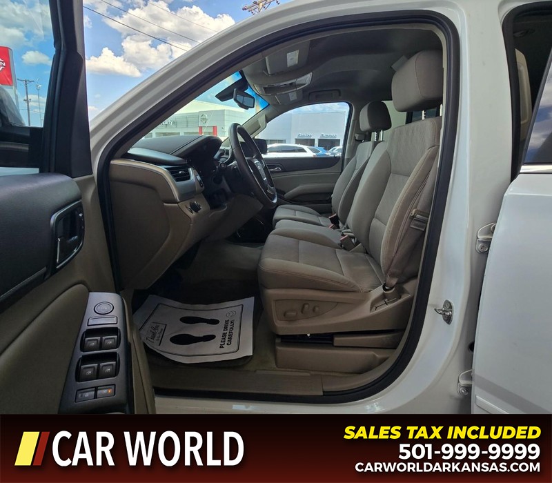 GMC Yukon XL Vehicle Full-screen Gallery Image 9