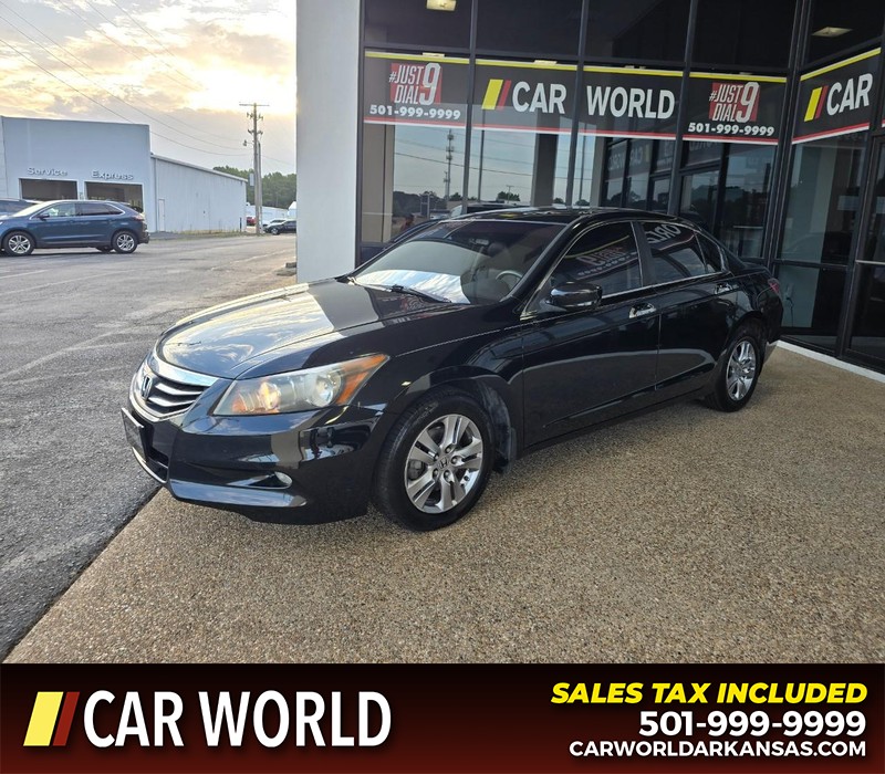 Honda Accord Sedan Vehicle Full-screen Gallery Image 3