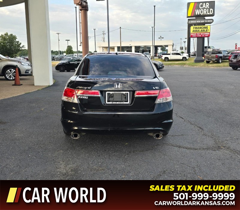 Honda Accord Sedan Vehicle Full-screen Gallery Image 5