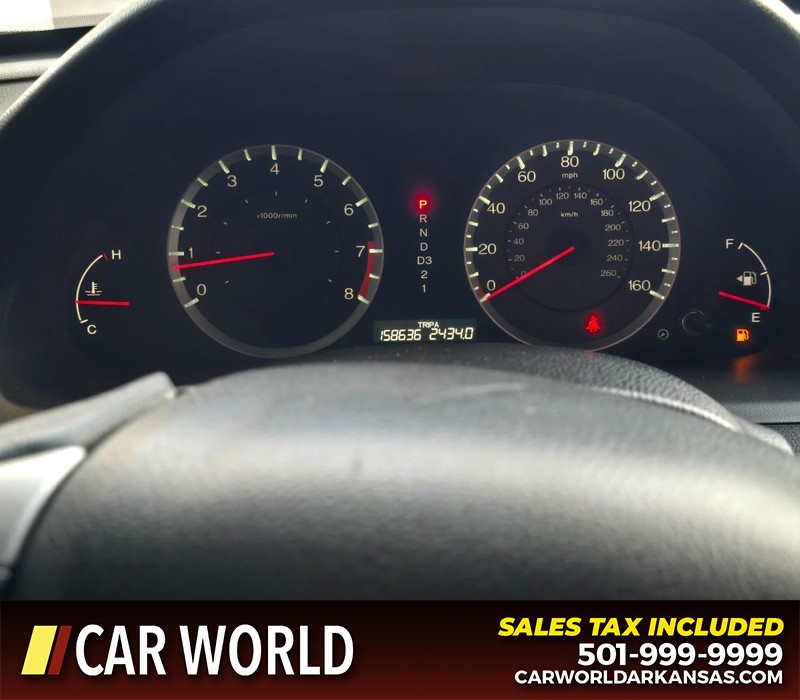 Honda Accord Sedan Vehicle Full-screen Gallery Image 16