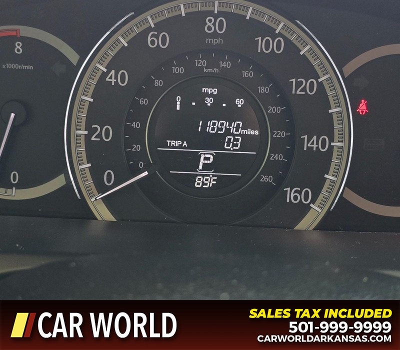 Honda Accord Sedan Vehicle Full-screen Gallery Image 17