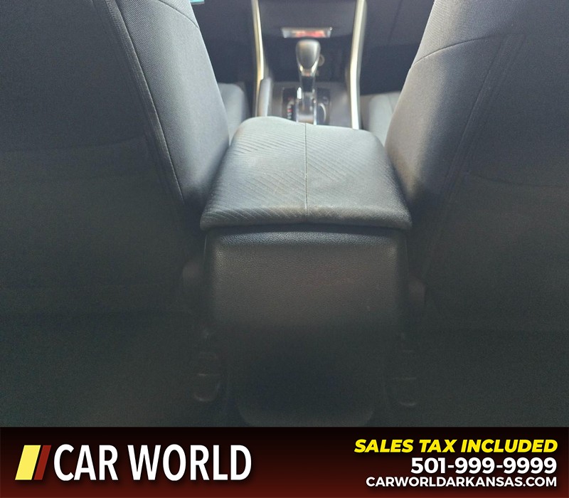 Honda Accord Sedan Vehicle Full-screen Gallery Image 20