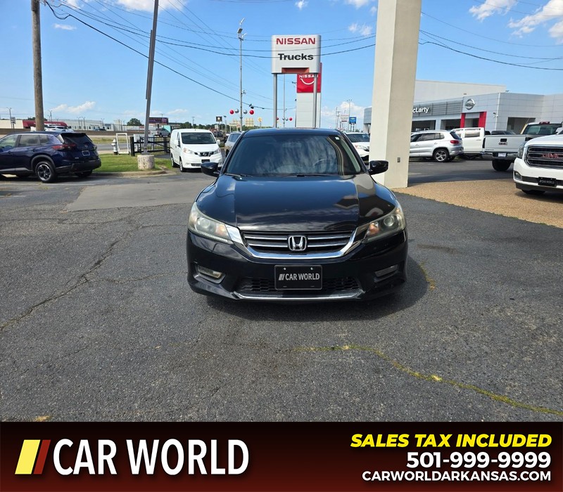 Honda Accord Sedan Vehicle Full-screen Gallery Image 2