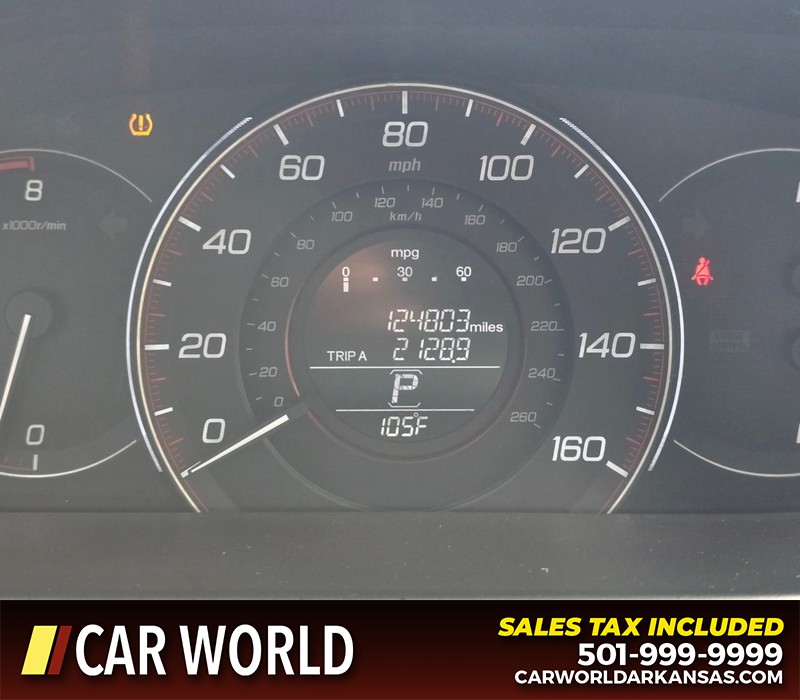 Honda Accord Sedan Vehicle Full-screen Gallery Image 15