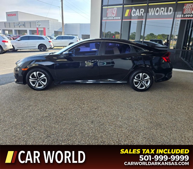 Honda Civic Sedan Vehicle Full-screen Gallery Image 4