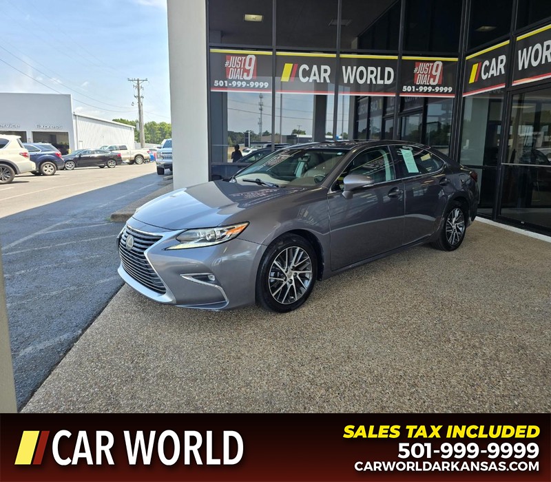 Lexus ES 350 Vehicle Full-screen Gallery Image 3