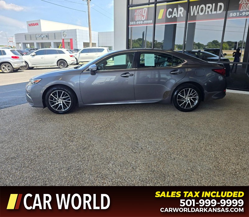 Lexus ES 350 Vehicle Full-screen Gallery Image 4