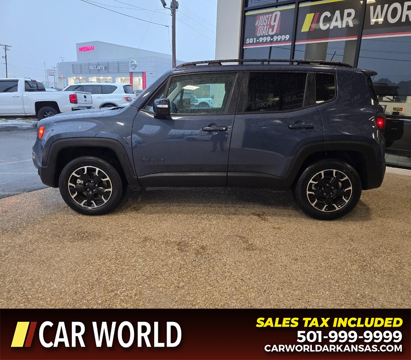 Jeep Renegade Vehicle Full-screen Gallery Image 4