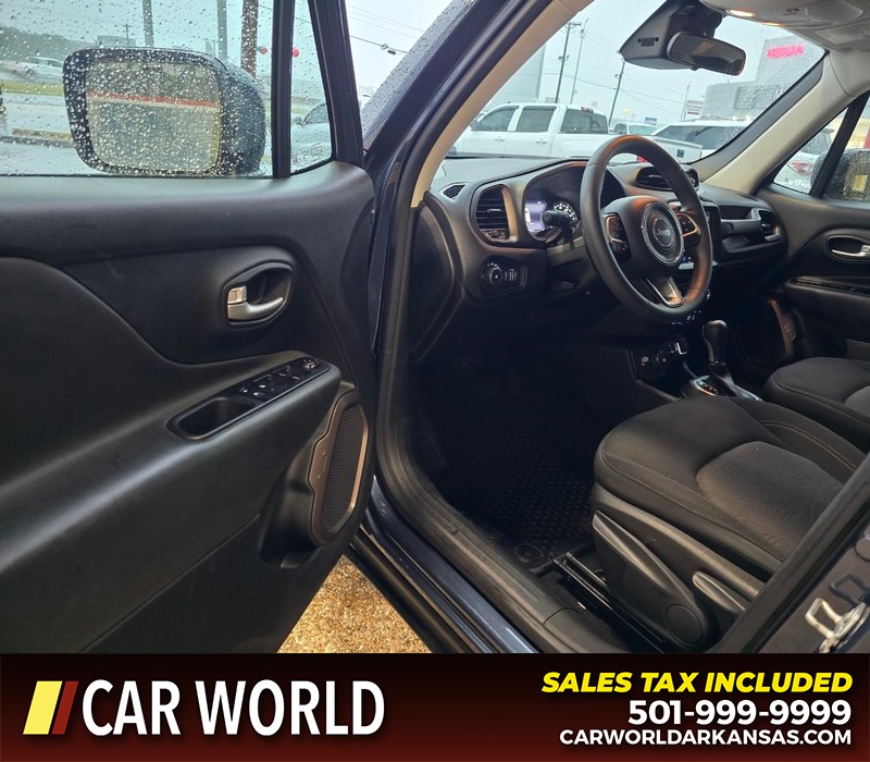Jeep Renegade Vehicle Full-screen Gallery Image 7