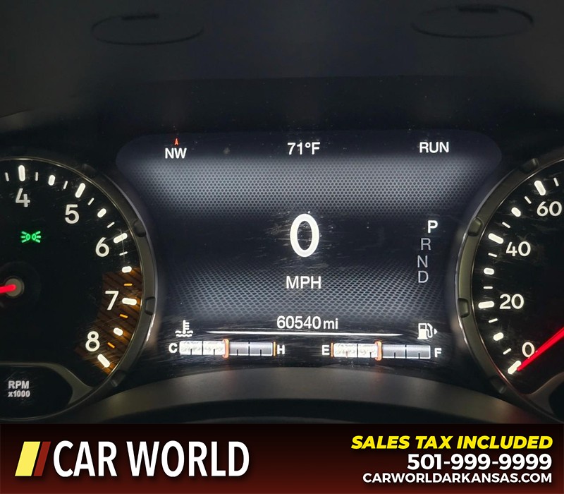 Jeep Renegade Vehicle Full-screen Gallery Image 16