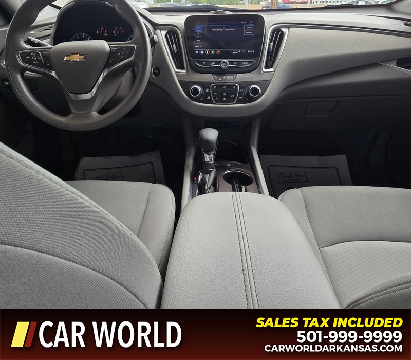 Chevrolet Malibu Vehicle Full-screen Gallery Image 18