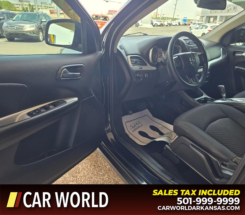 Dodge Journey Vehicle Full-screen Gallery Image 7