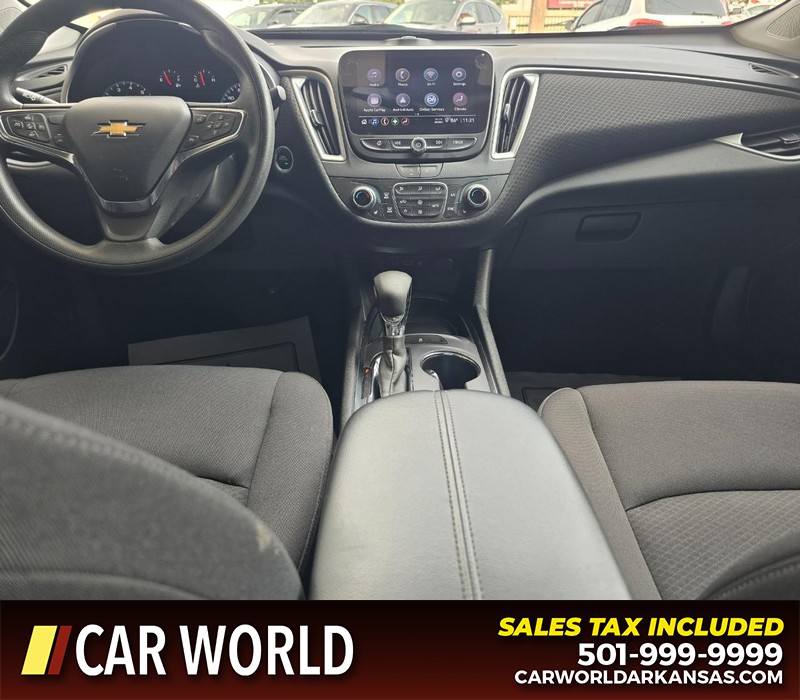 Chevrolet Malibu Vehicle Full-screen Gallery Image 18