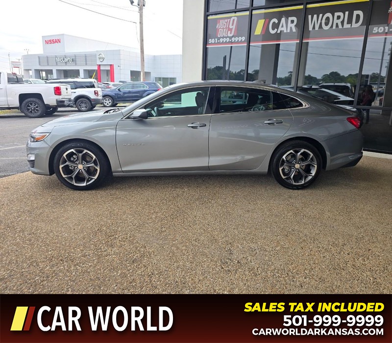 Chevrolet Malibu Vehicle Full-screen Gallery Image 4