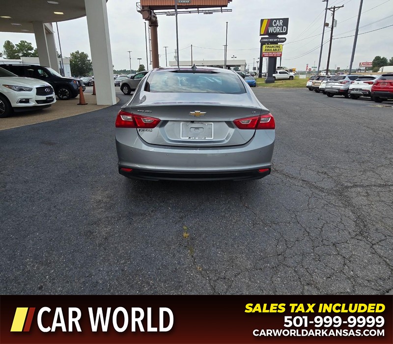 Chevrolet Malibu Vehicle Full-screen Gallery Image 5