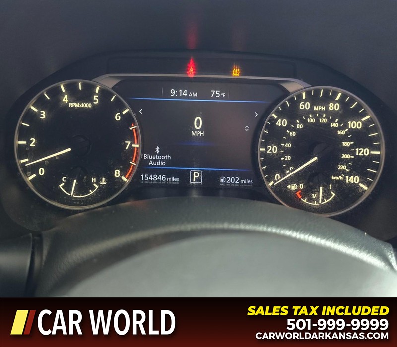 Nissan Altima Vehicle Full-screen Gallery Image 17