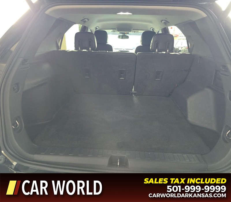 Chevrolet Equinox Vehicle Full-screen Gallery Image 13