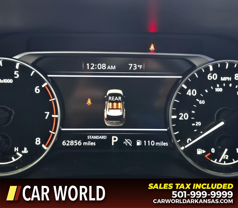 Nissan Rogue Vehicle Full-screen Gallery Image 16