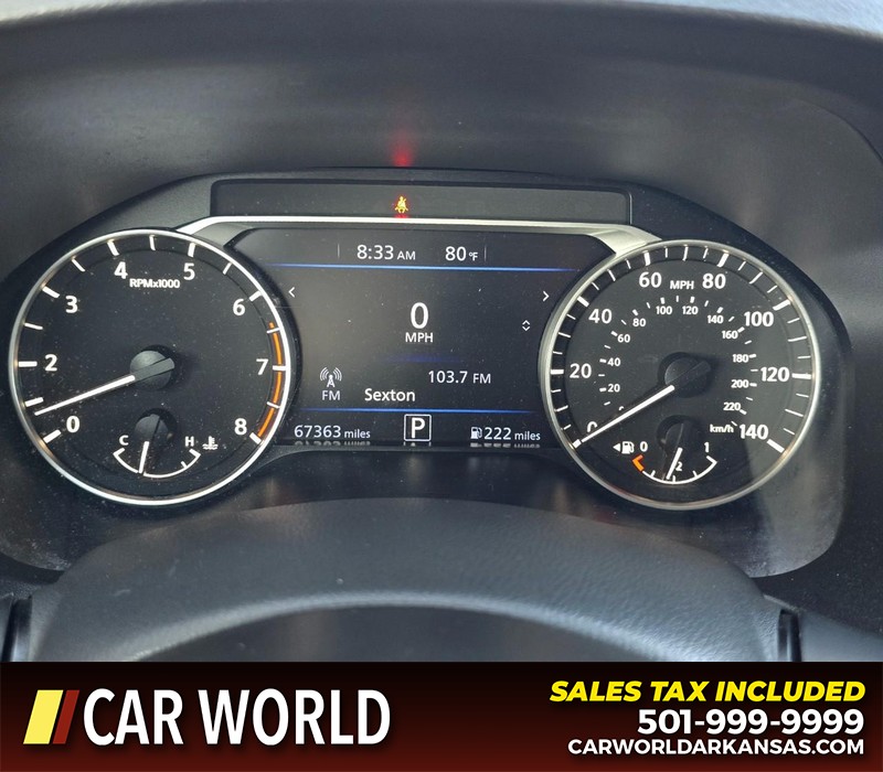 Nissan Altima Vehicle Full-screen Gallery Image 17