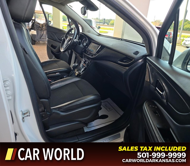 Buick Encore Vehicle Full-screen Gallery Image 11