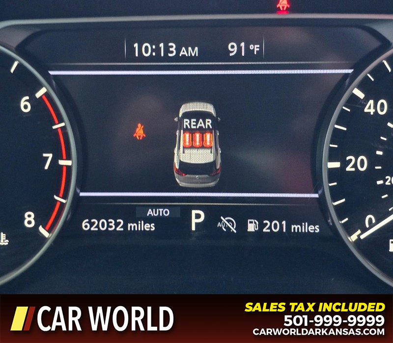 Nissan Rogue Vehicle Full-screen Gallery Image 16