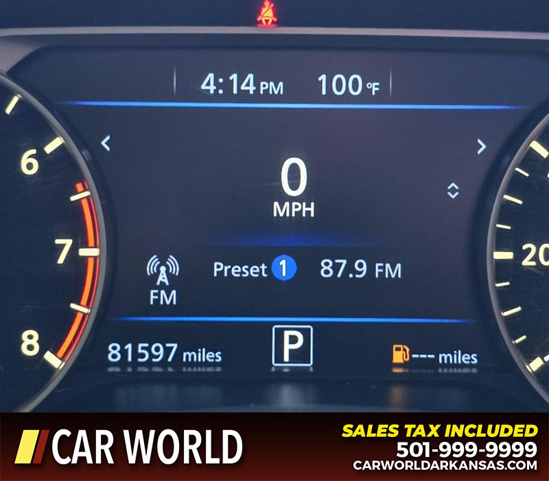 Nissan Altima Vehicle Full-screen Gallery Image 16